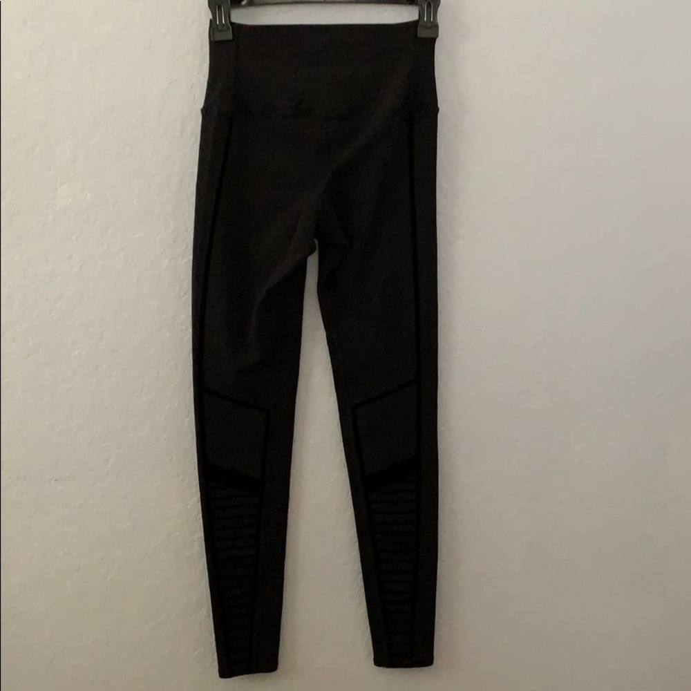 ALO Flocked High-waist Motto Legging Black XS - Picture 5 of 9